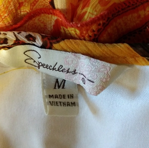 Gorgeous Sleeveless Summer Top - Picture 5 of 6